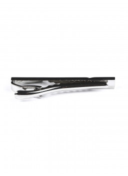 A tie-clip metal grooved A tie-clip metal grooved